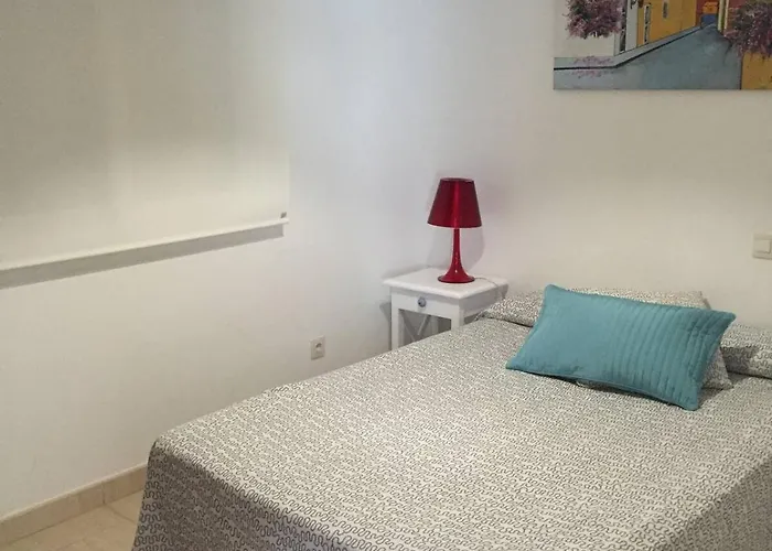 Queen Papagayo Vetusta