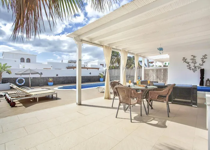 Queen Papagayo Vetusta * Playa Blanca (Lanzarote)