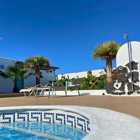 Queen Papagayo Vetusta * Playa Blanca (Lanzarote)