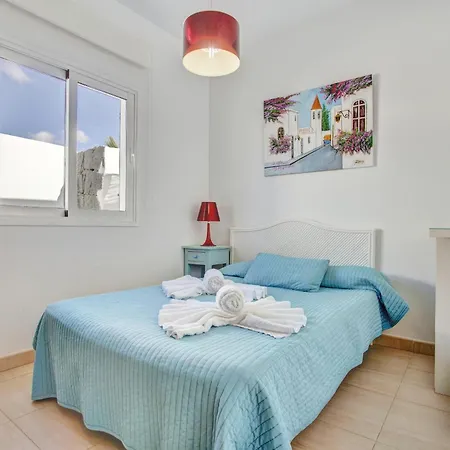 Queen Papagayo Vetusta * Playa Blanca (Lanzarote)