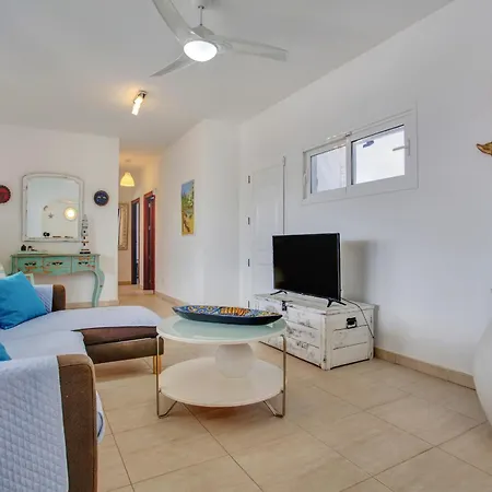 Queen Papagayo Vetusta Playa Blanca (Lanzarote)