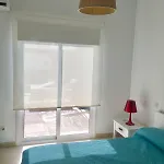 Queen Papagayo Vetusta